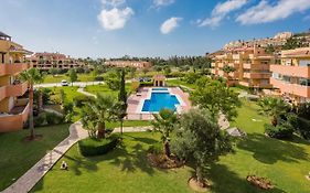 Wonderful Apartment 5 Minutes Flat Walk To The Centre Of La Cala De Mijas
